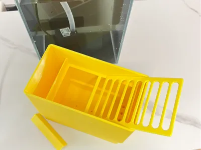 15cm Square Aquarium Filter (4mm Wall Thickness) with Built-in Spring Clip for Adaptable Thickness