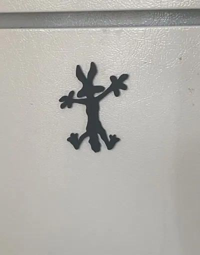 Wiley Coyote Action Refrigerator Magnet