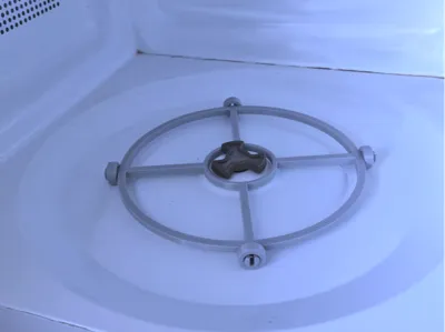 Upgraded rotating support bracket for microwave oven glass turntable