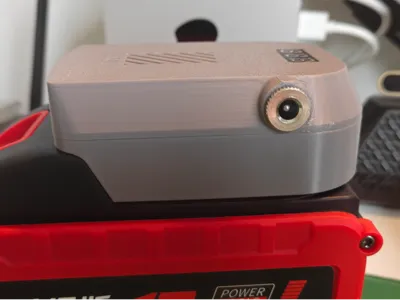 Ultra-thin and lightweight--Makita style SW3518 Charging + DC Power Output Port + Voltmeter Three-in-One