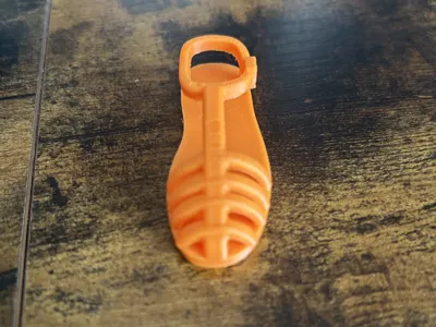 Hermit crab or crab with magnet