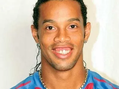 Ronaldinho Half Model 