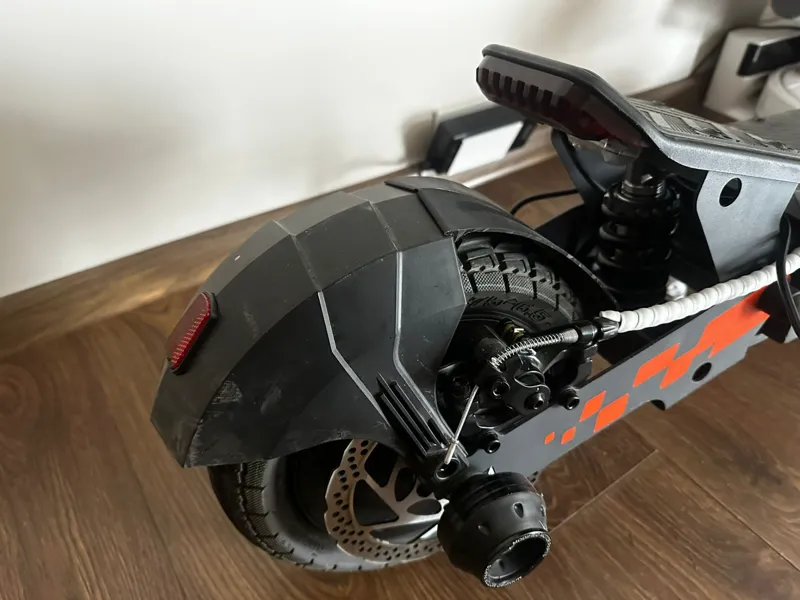 Kukirin G2 rear fender