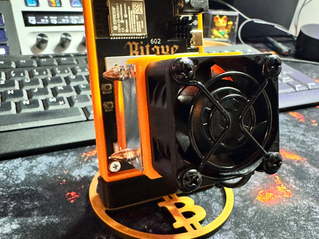 Bitaxe Gamma 602 Bitcoin Miner Stand