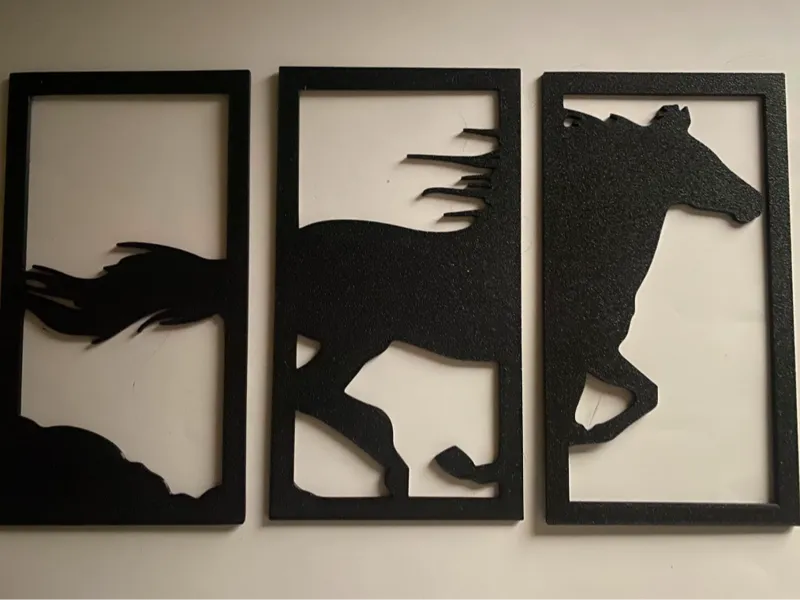 Horse wall