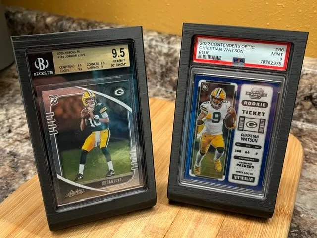 SPORTS/TRADING CARD SLAB DISPLAY - ALL SIZES