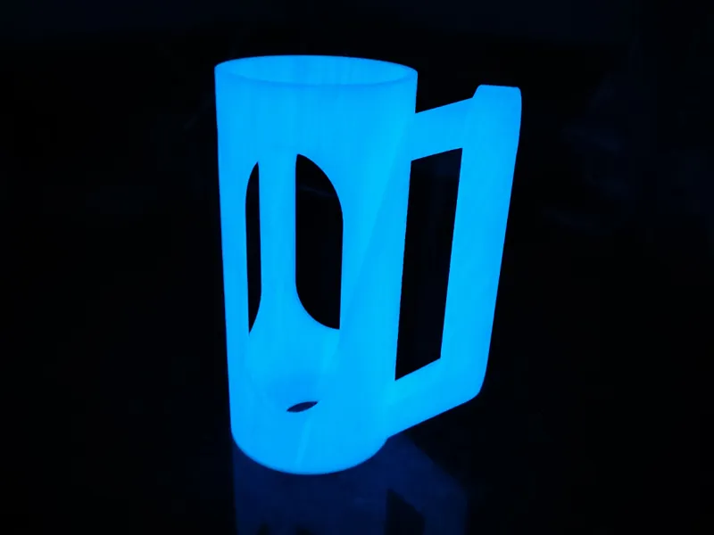 Skinny Can Holder