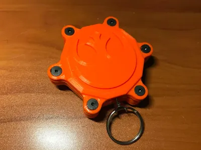 Retractable Belt Clip Case with replaceable clip