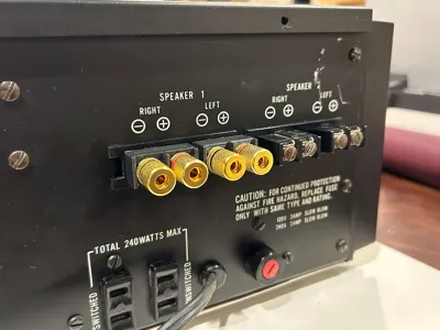 Heathkit Speaker Plug