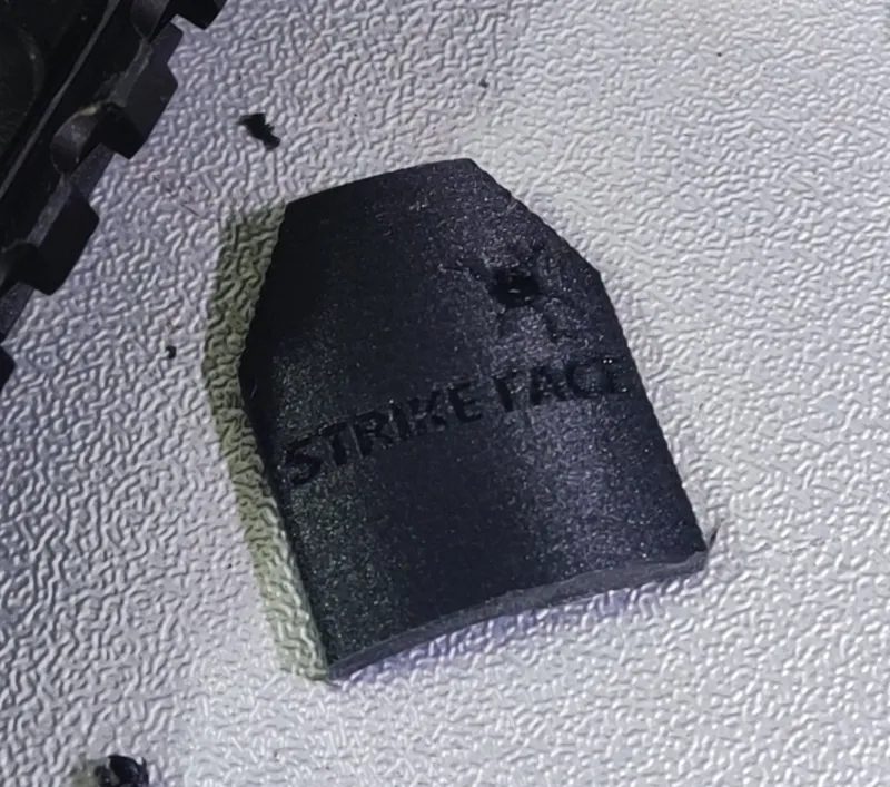 1/10 Bulletproof insert plate（Pendant）-破碎的防弹插板挂件