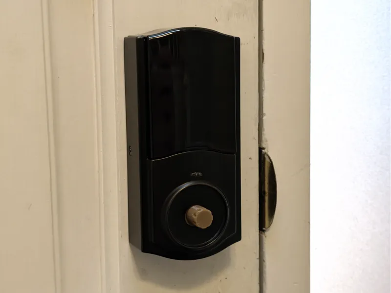 Kwikset Smartcode Child-Resistant Deadbolt Knob