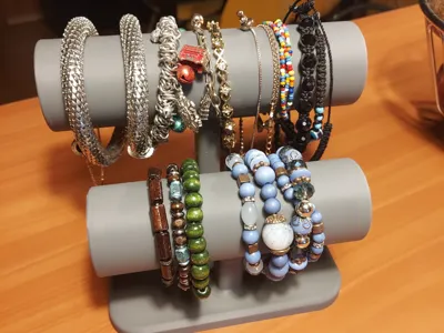 Bracelet stand
