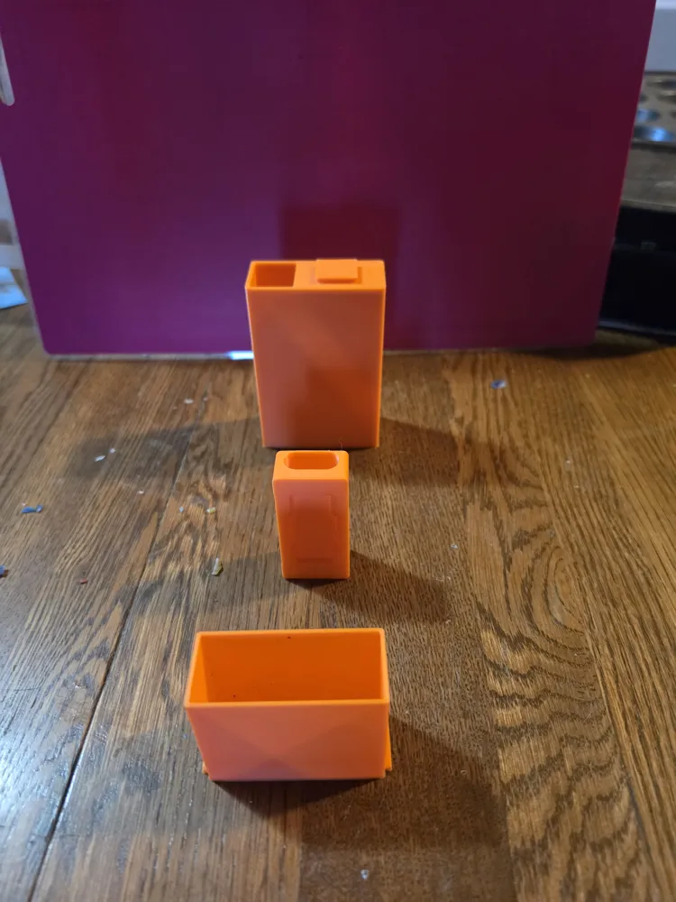 Cigarette box with mini bic holder - Free 3D Print Model - MakerWorld