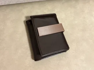 wallet clip