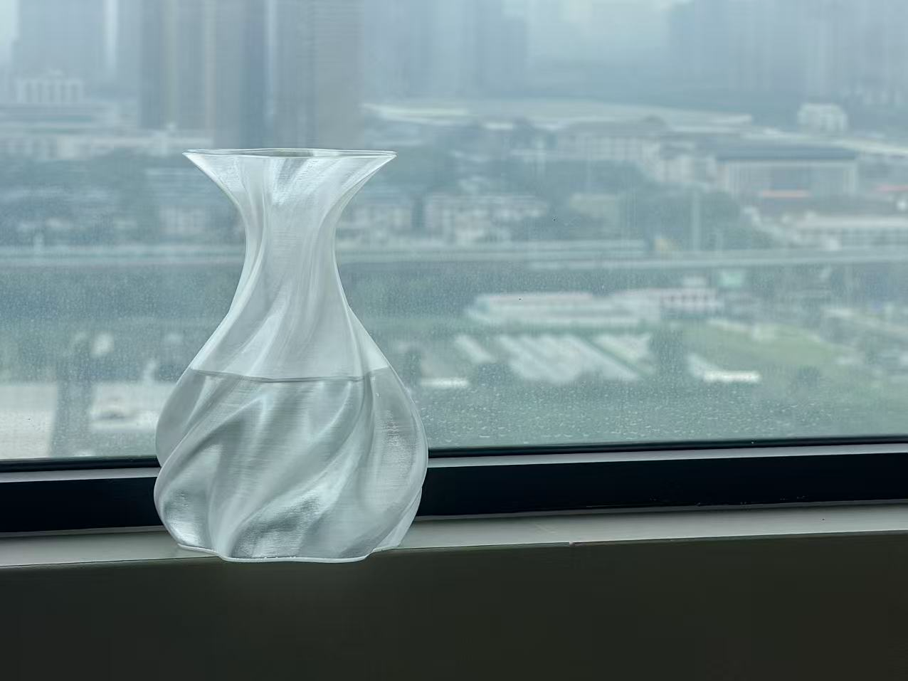 旋转花瓶（大肚大嘴不漏水可养花）