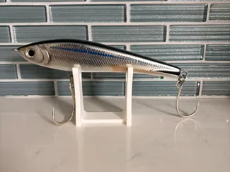 Universal Lure Display