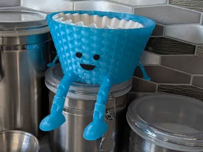 Coffee filter holder with legs