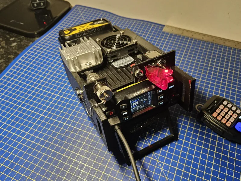 RT95 Manpack with Dewalt battery