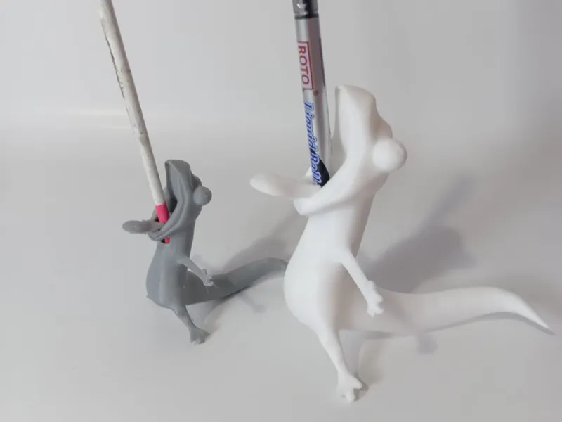 lizard pen holder - Desk Organizer