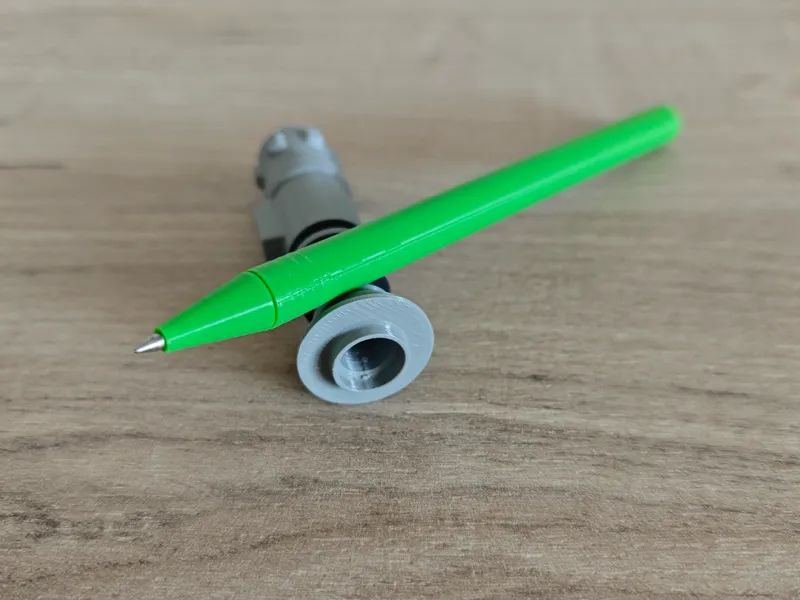Luke's lightsaber style pen