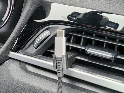 BMW X1 vent usb-c holder