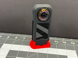 Insta360 x4 Air w/ Silicone Sleeve Desktop Stand