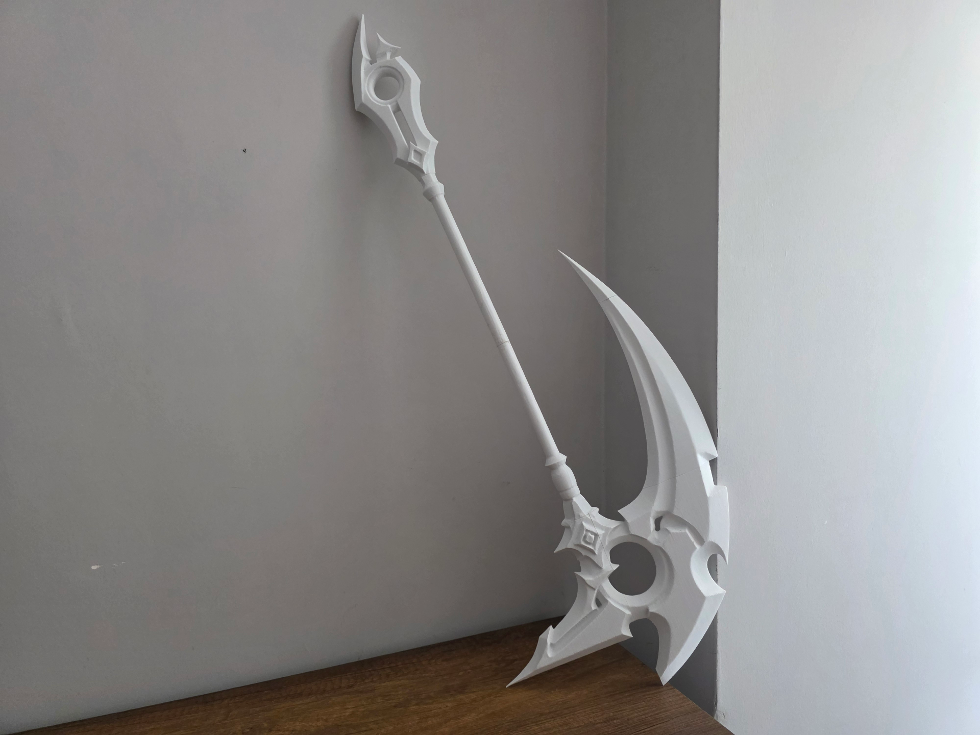 Crimson Eclipse - Dark Fantasy Axe