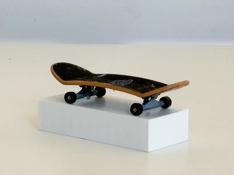 caixote de skate de dedo