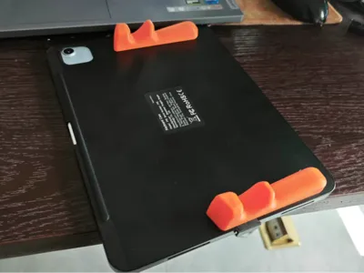 iPad ergonomic grip available for 11/13 inch