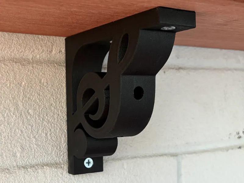 Treble_Clef_Shelf_Bracket