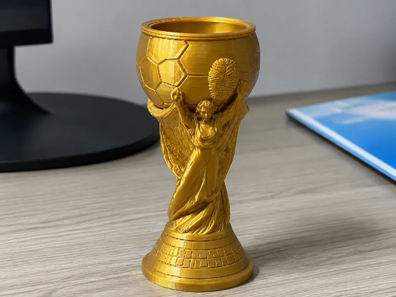 世界杯-大力神杯储物桶-笔筒-把大力神杯搬上书桌，提笔皆是热爱。