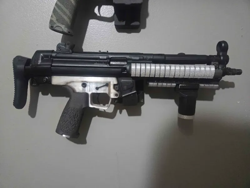 MP5 Magwell Wall Mount