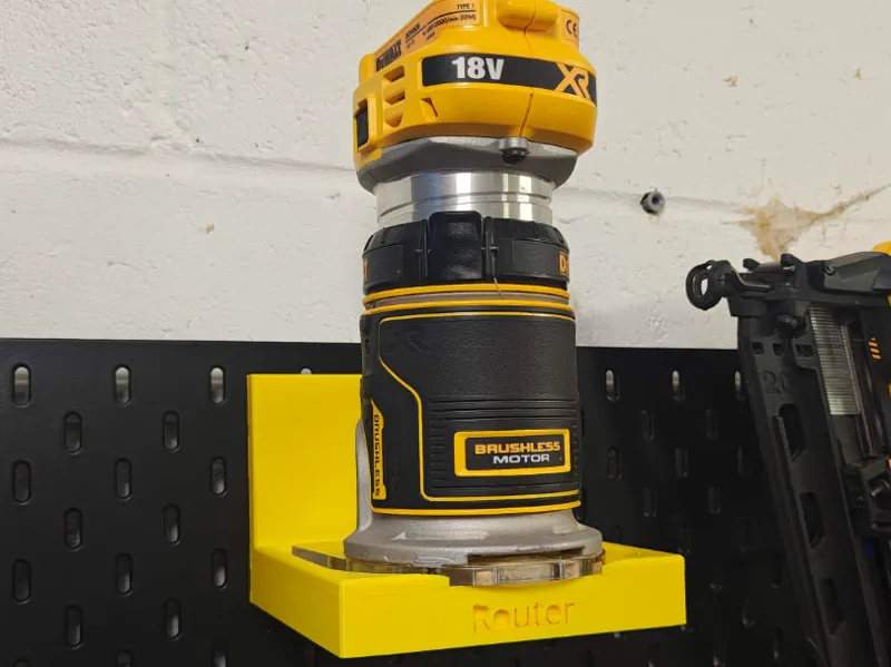 Skadis Dewalt Router Holder