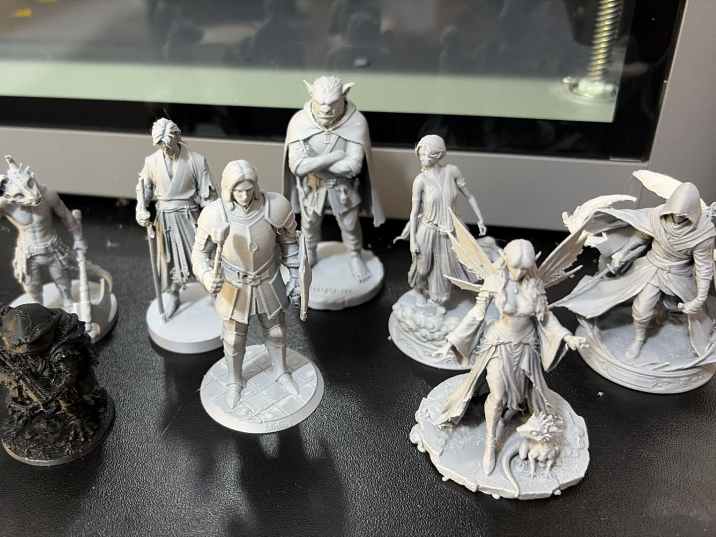 Dungeons and dragons playable character minis