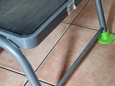Foot for caravan step