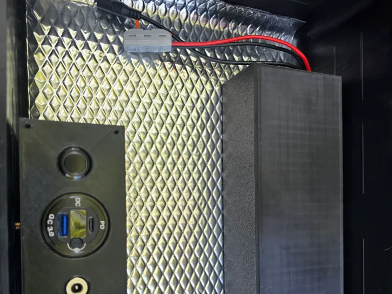 KBT 36V 8Ah Battery Box