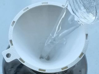 隐藏排气孔 高效重力灌装 快速漏斗