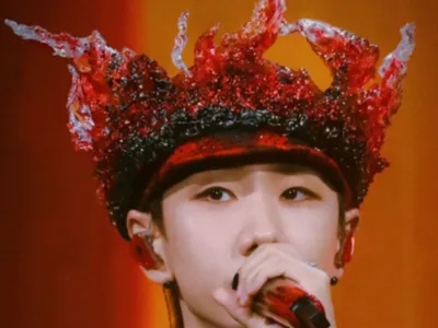 Wang Sulong Flame Crown