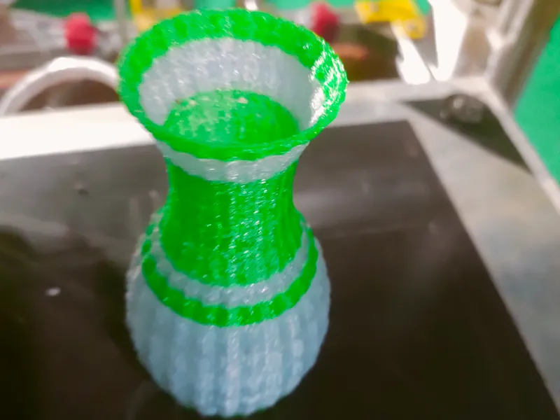 vase