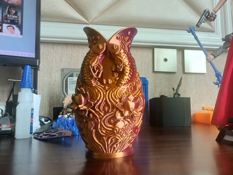 双鱼花瓶