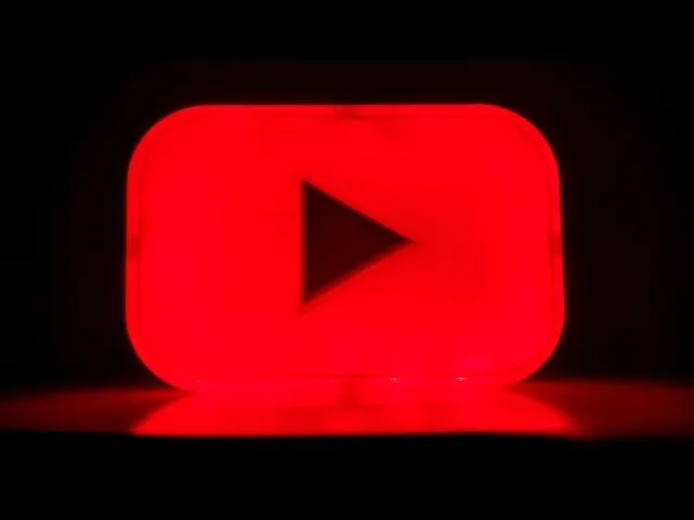YouTube Live Play Button Led Light Logo Icon