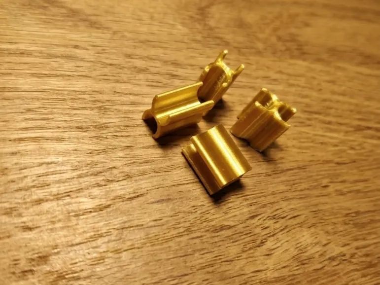 clip unisci tubi 4 a 1
