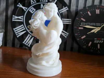 Infinity Heart Embrace – Romantic Couple Sculpture