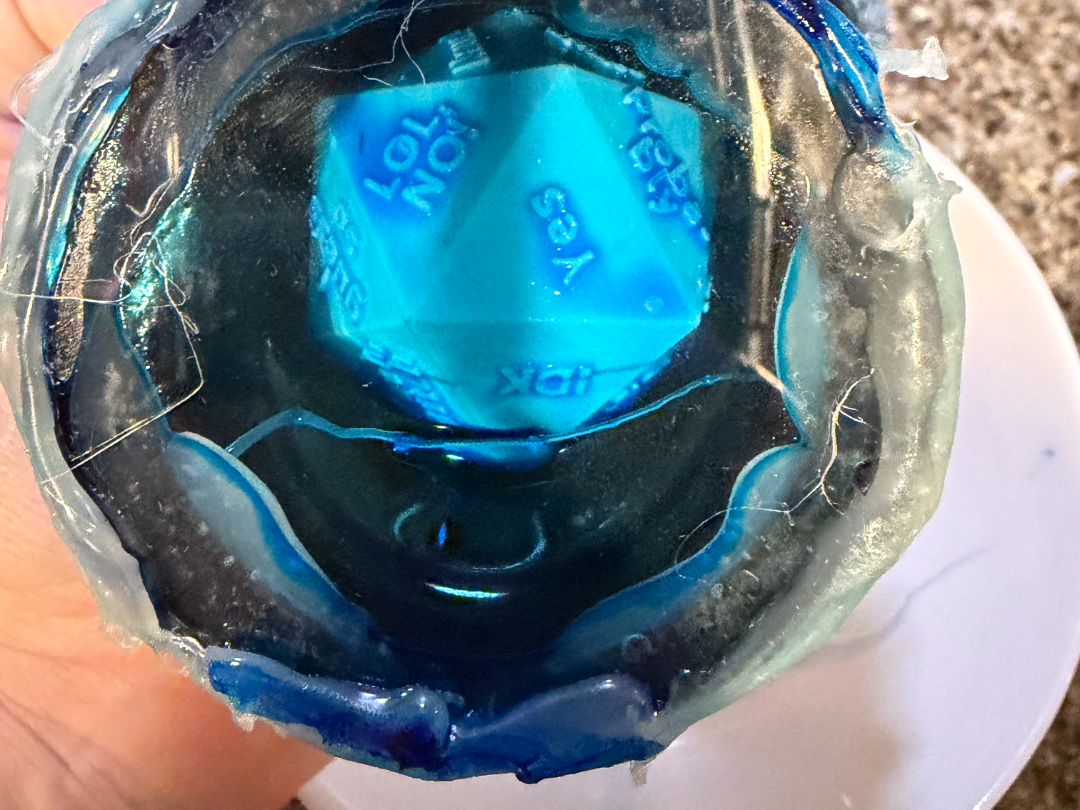 Customizable Fortune Die/Magic eight Ball