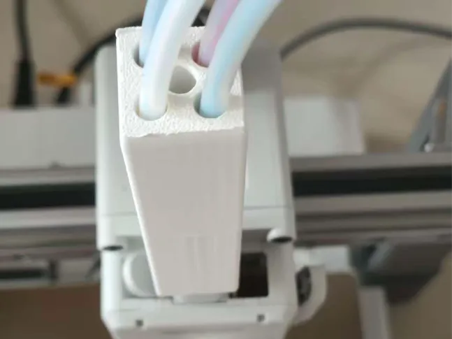 A1防线材卡氟龙管五通束线器