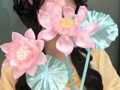 Hand-held Lotus + Transparent Lotus Leaf - Hanfu Ancient Style Photo Prop