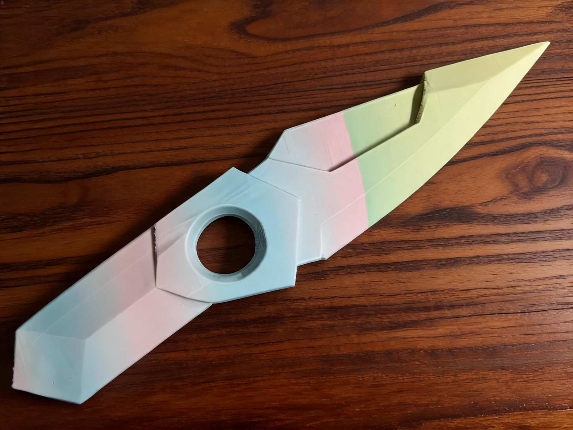 Pastel Gradient Cyber Tactical Kunai
