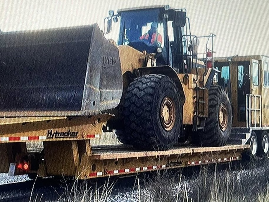 Hytracker Low-Bed Rail Equipment