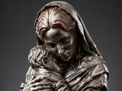 Mother's Day Figurine 17