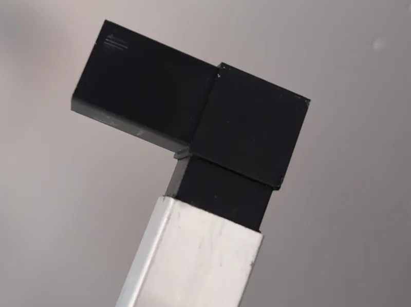 Joint for aluminum frames